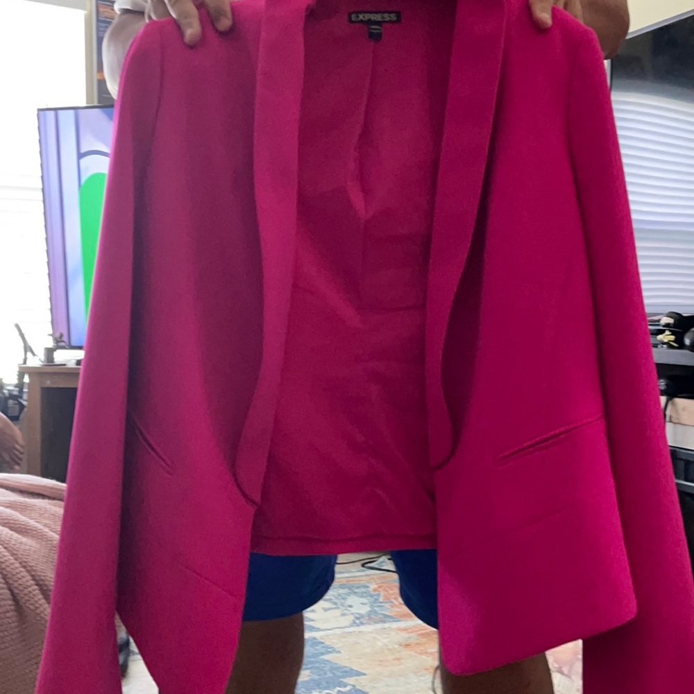 Beautiful pink blazer from Express size 8